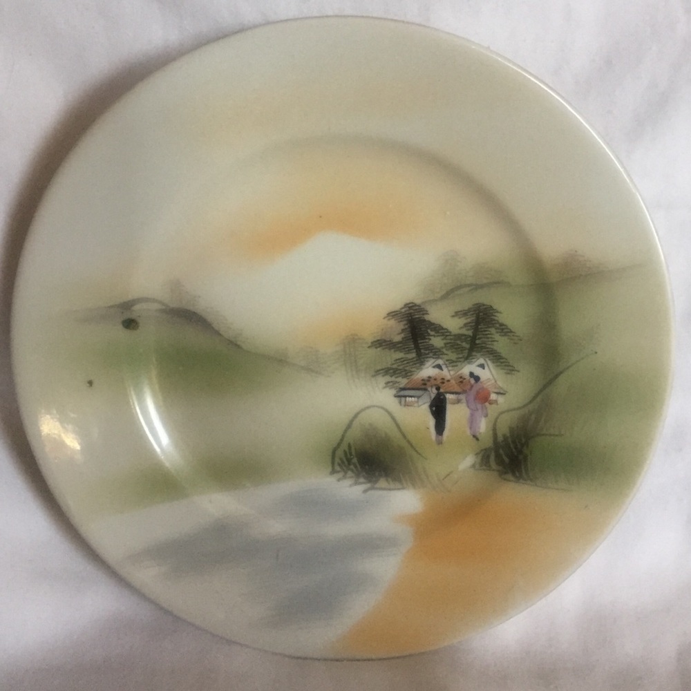 Asian Theme Display Plate Mountains Collectible Home Decor Vintage 7.5”